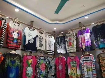 北京二手服裝鞋帽箱包批發(fā)指南 聚焦庫存尾貨與外貿(mào)童裝經(jīng)營(yíng)